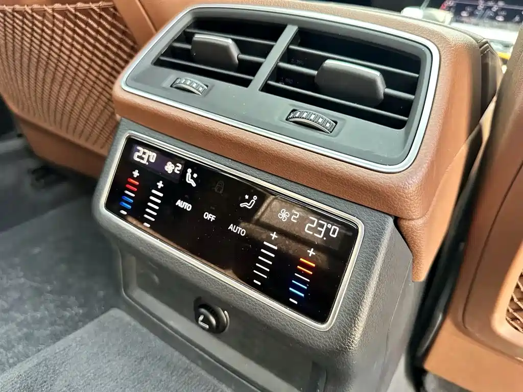 Audi A6L — миниатюра 13