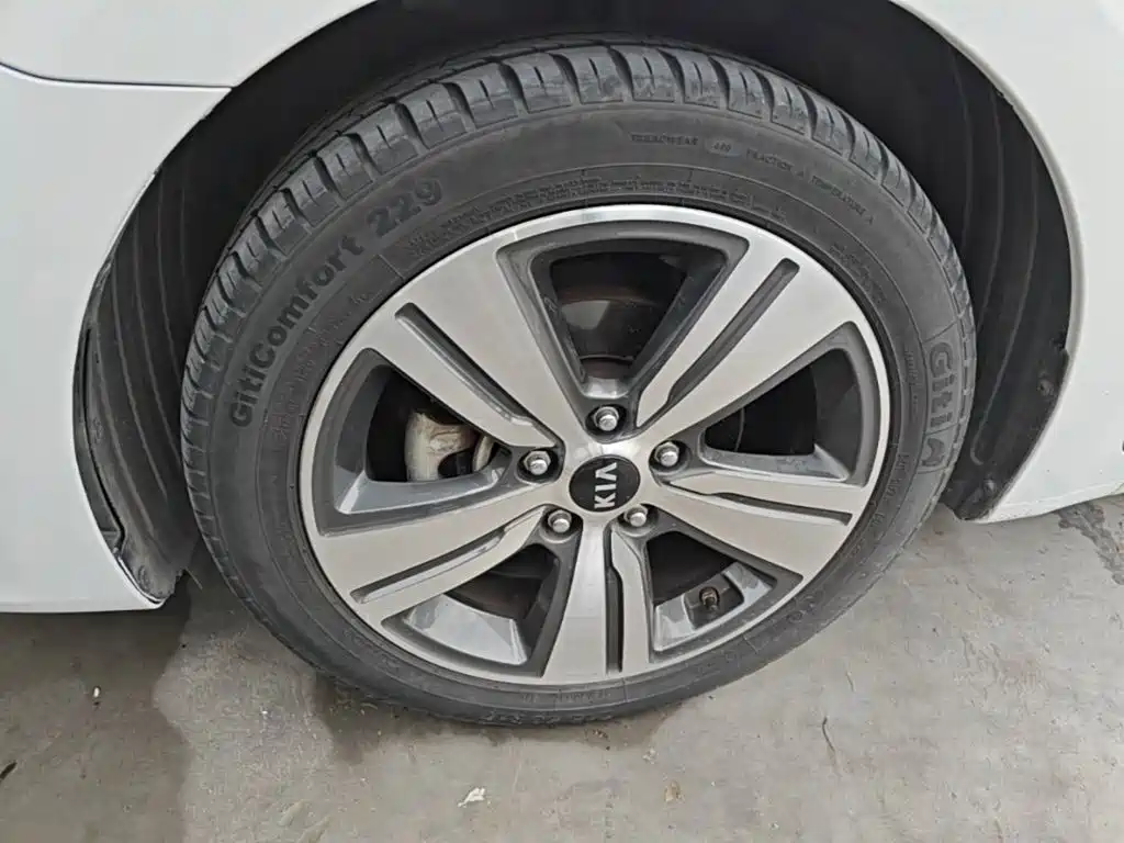 Kia K4 — миниатюра 23