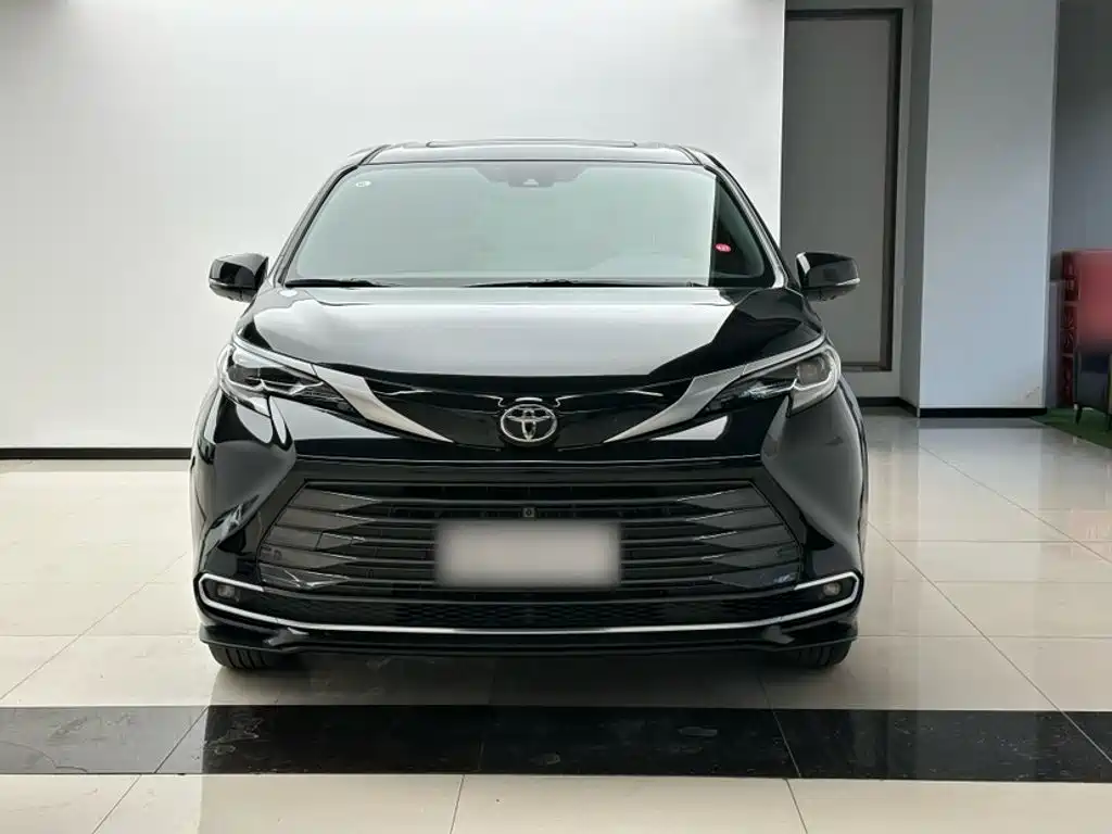 Toyota Sienna — миниатюра 9