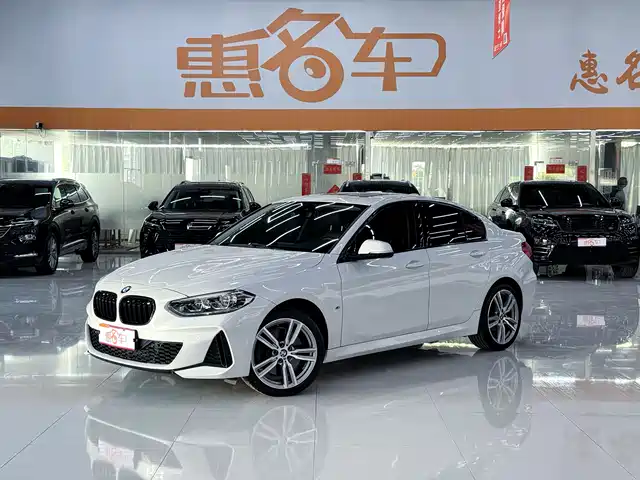 BMW  1 SERIES