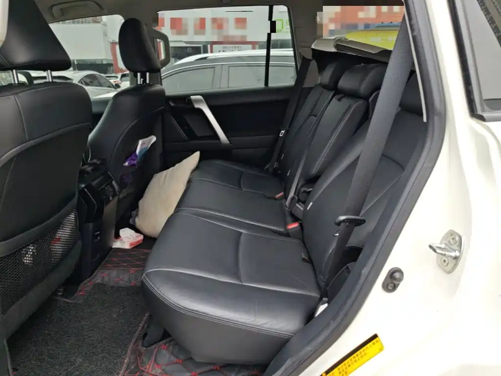 Toyota Prado — миниатюра 17