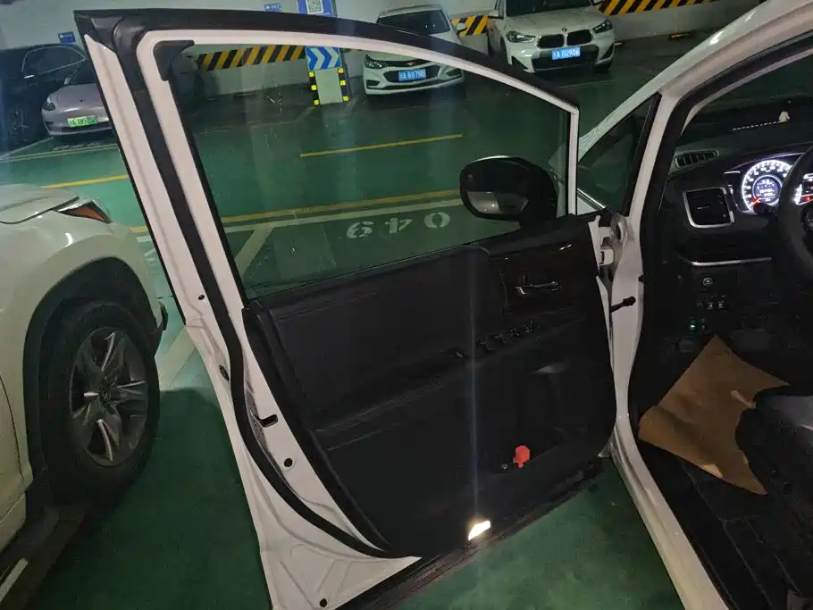 Honda Odyssey — миниатюра 7