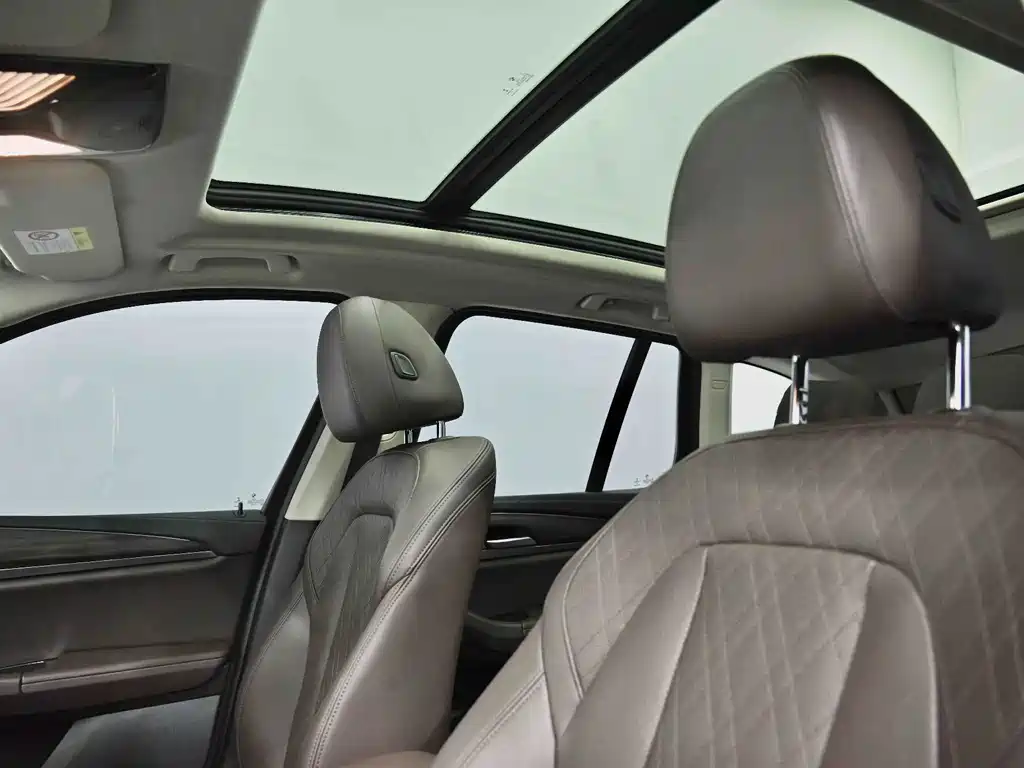 BMW X3 — миниатюра 31