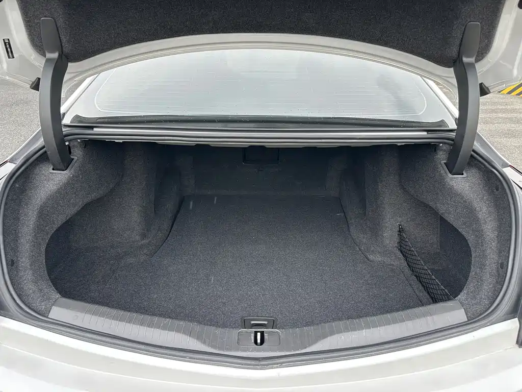 Cadillac CT6 — миниатюра 18