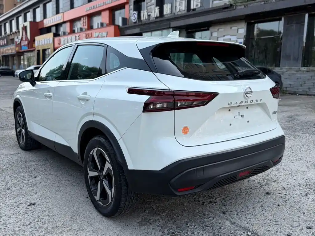 Nissan Qashqai — миниатюра 4