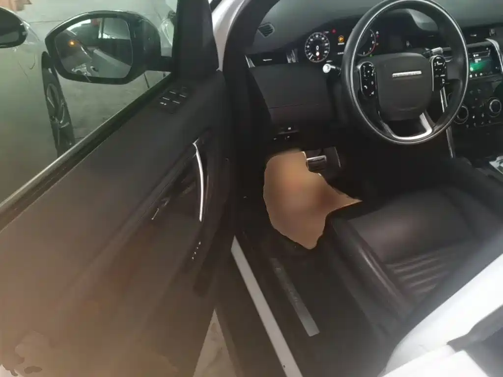 Land Rover Discovery Sport — миниатюра 16