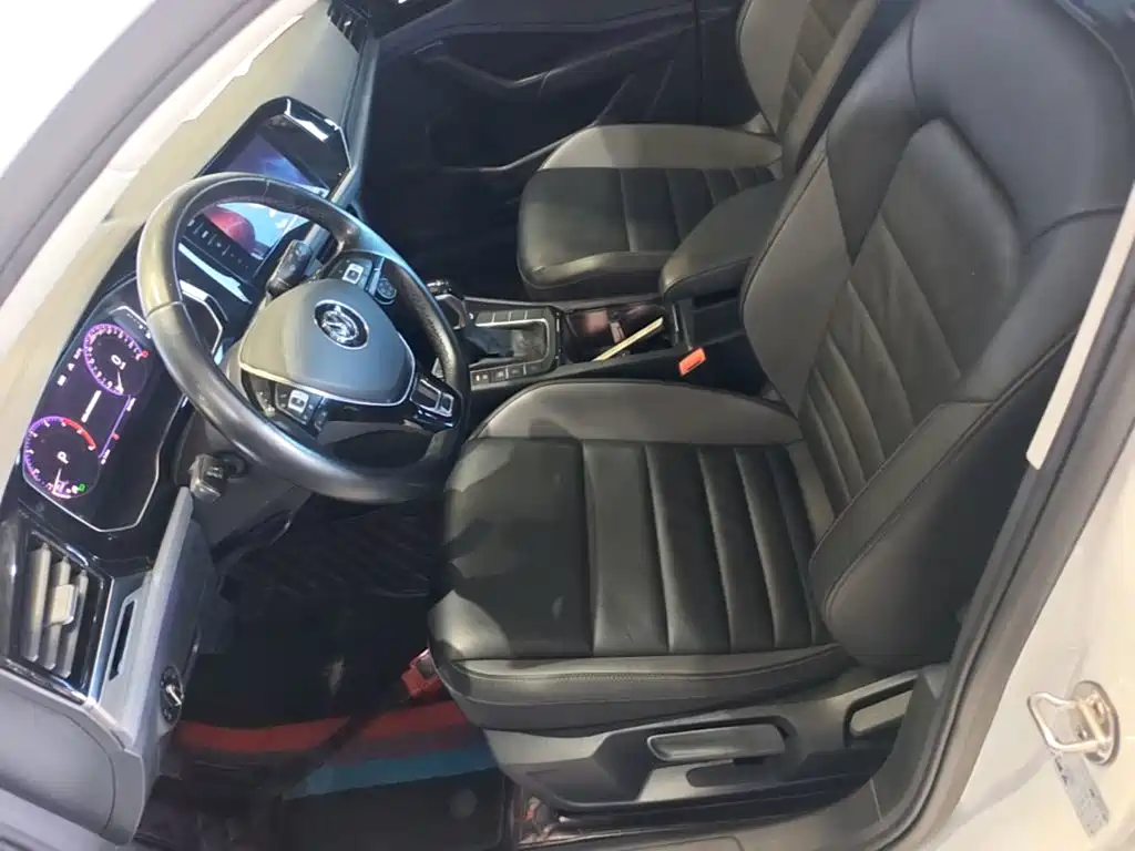 Volkswagen Sagitar — миниатюра 15