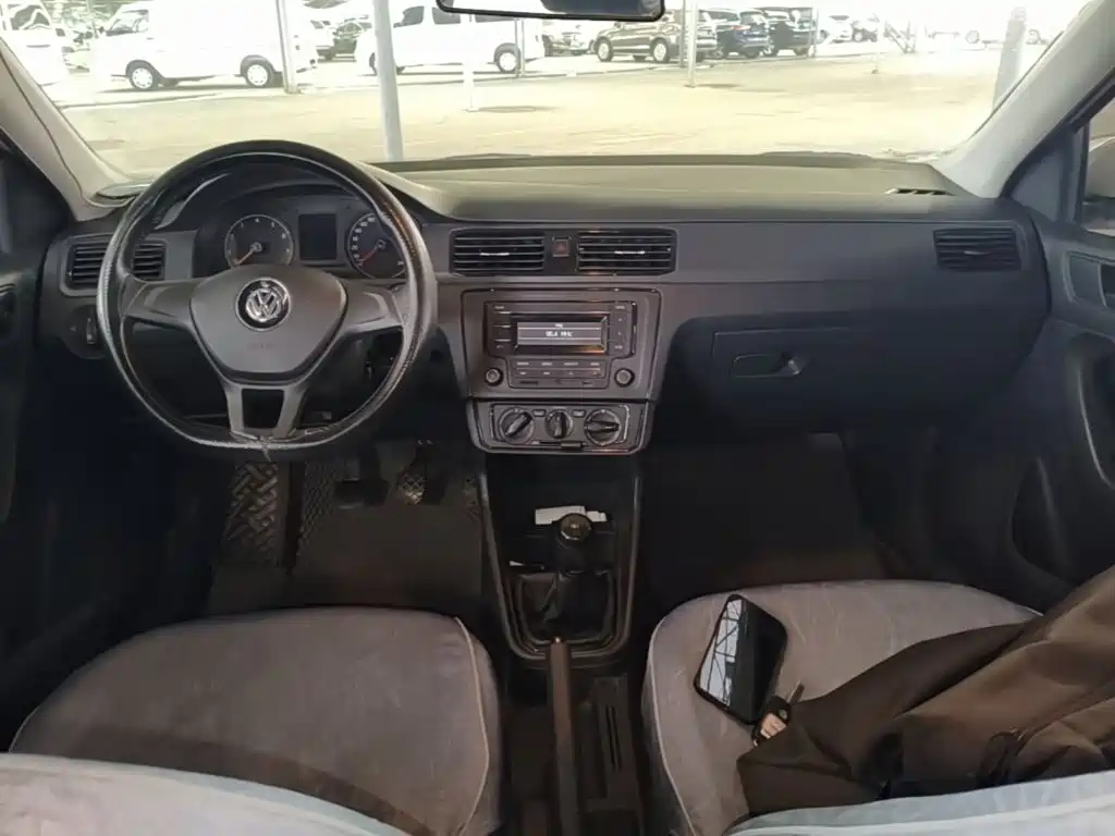 Volkswagen Santana — миниатюра 14
