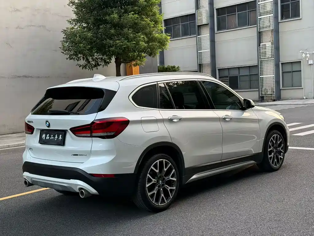BMW X1 — миниатюра 6