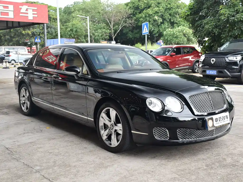 Bentley Flying Spur — миниатюра 3