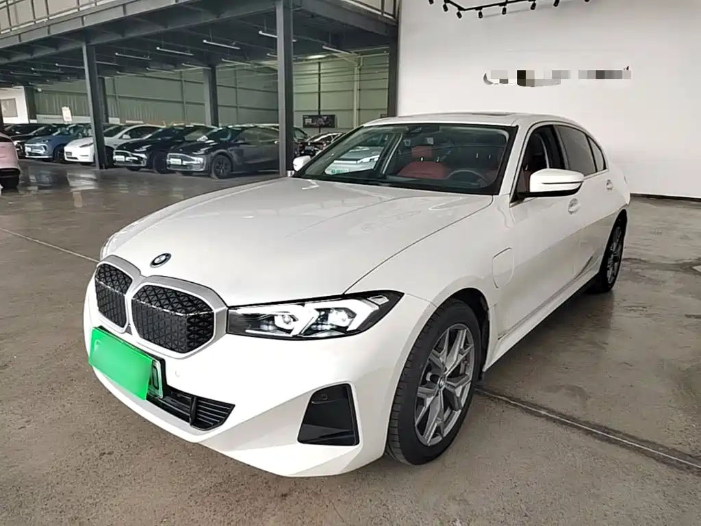 宝马i3 2026款 eDrive 35 L 2025