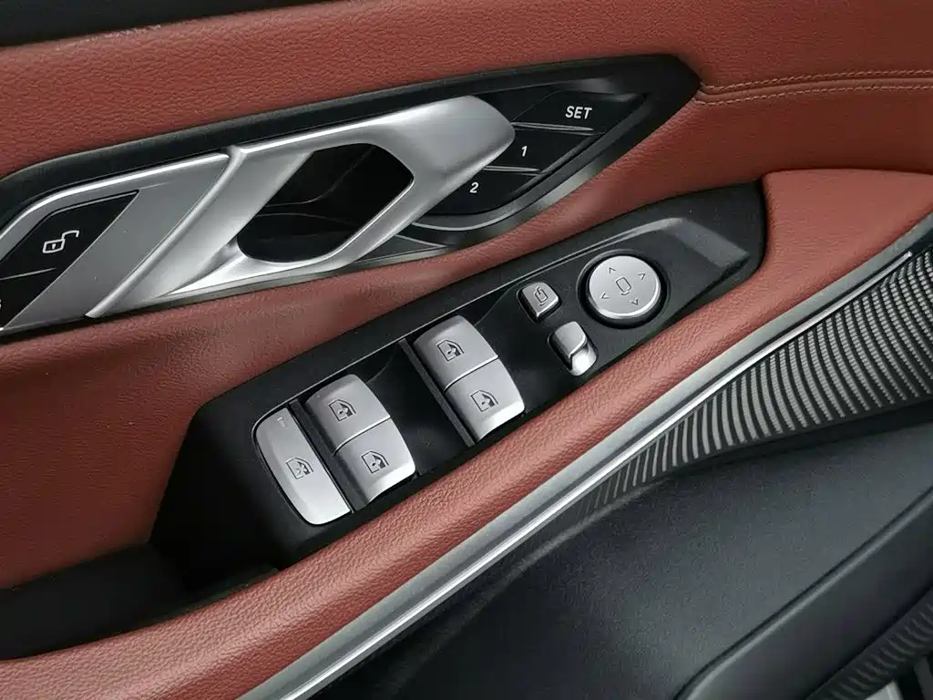 BMW i3 — миниатюра 9