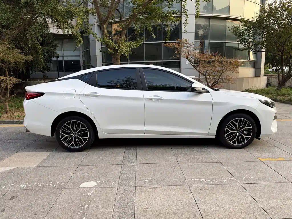 JAC JAC A5 PLUS — миниатюра 9