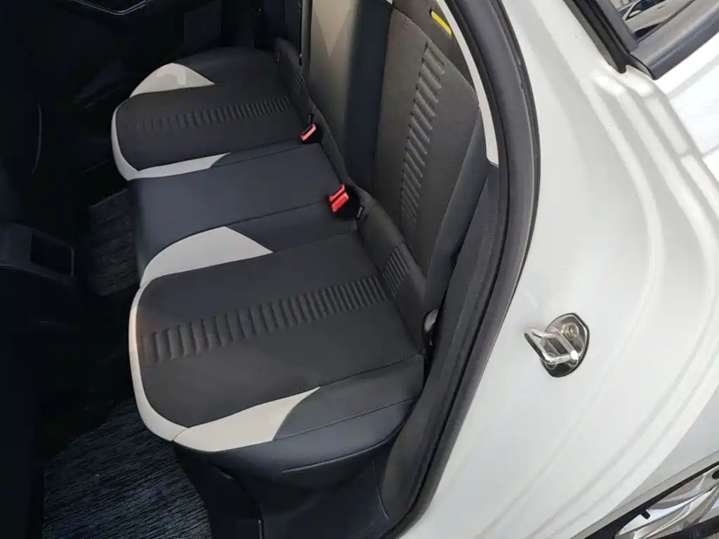 Volkswagen Polo — миниатюра 17