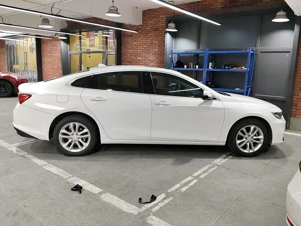 Chevrolet Malibu XL — миниатюра 5