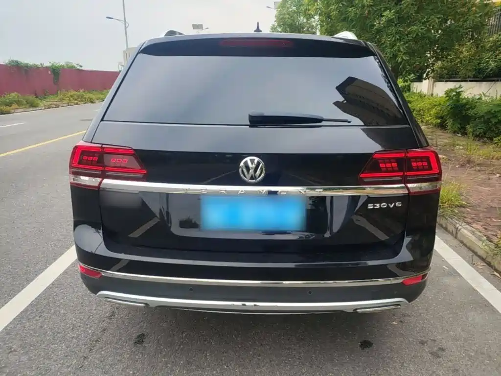 Volkswagen Teramont — миниатюра 6