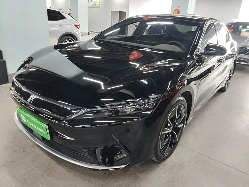 BYD Han — миниатюра 2