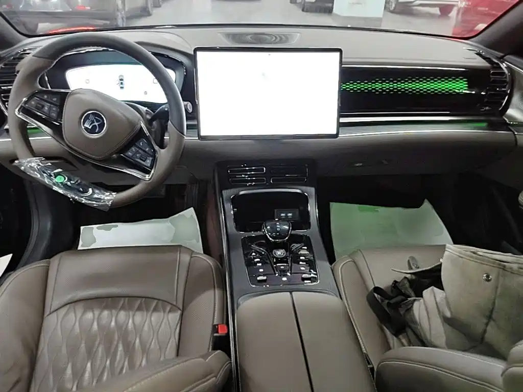 BYD Han — миниатюра 10
