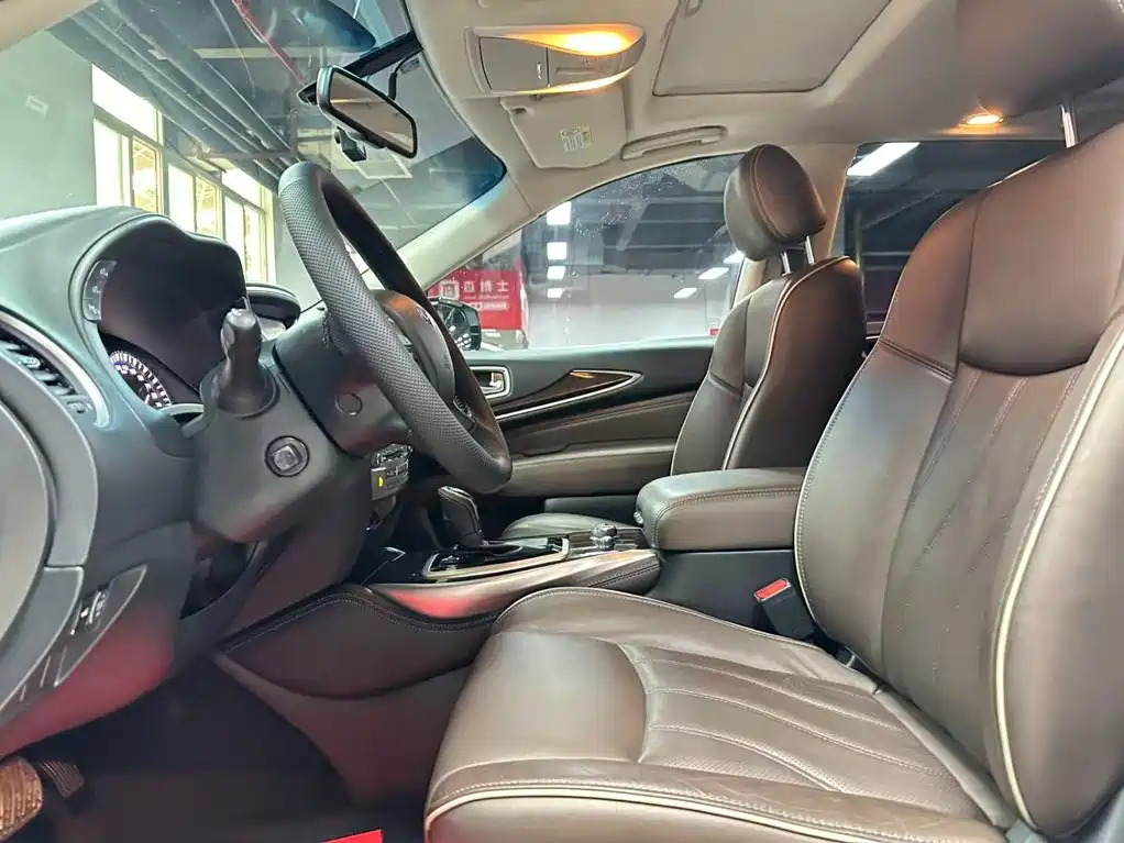 Infiniti QX60 (Import) — миниатюра 7