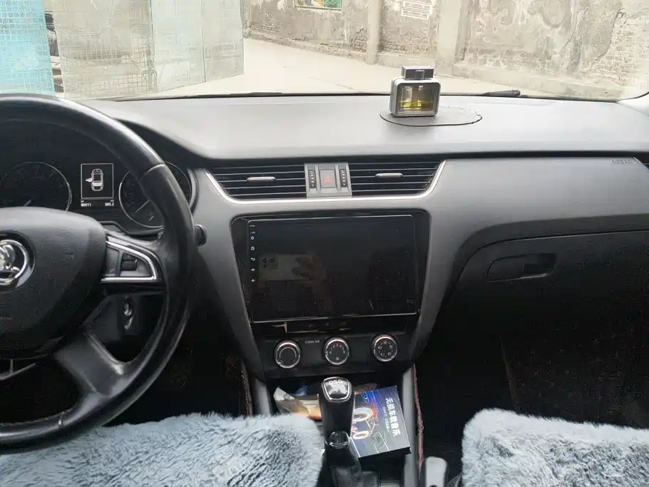 Skoda Octavia — миниатюра 13
