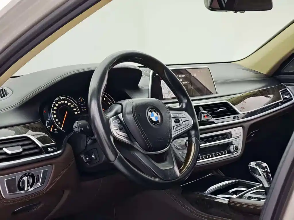 BMW 7 Series 7 2016 730Li Luxury