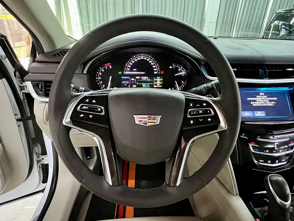 Cadillac XTS — миниатюра 11