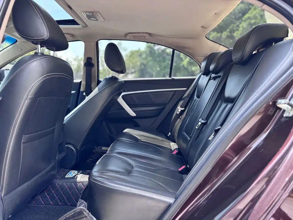 Geely Emgrand — миниатюра 10