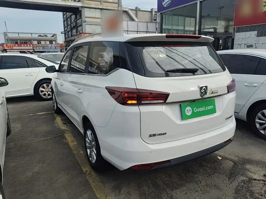 Baojun 360 — миниатюра 5
