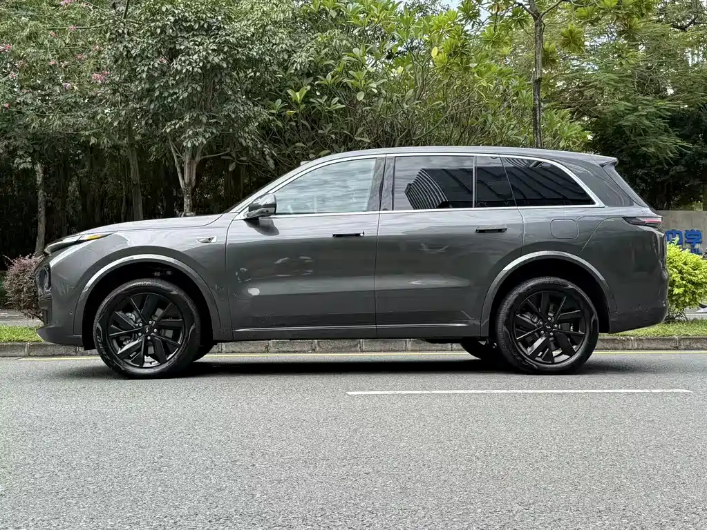 IDEAL CAR IDEAL L8