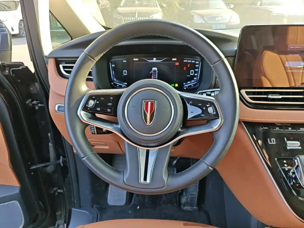 Hongqi Hongqi HQ9 PHEV — миниатюра 11