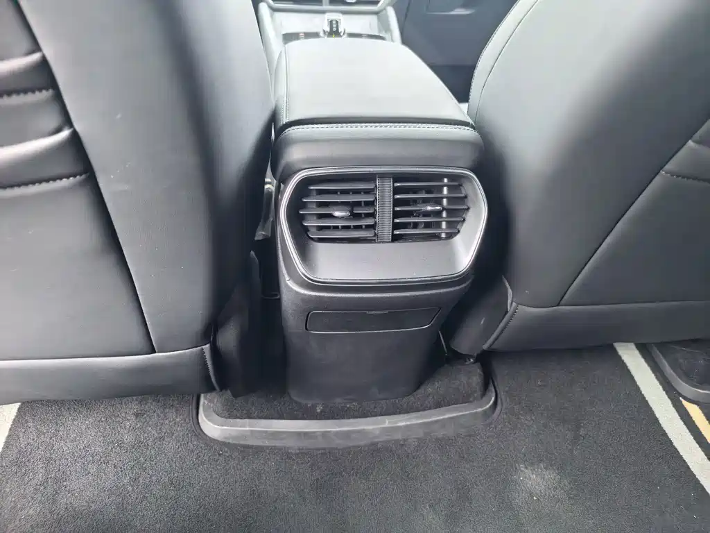 BYD Sealion 07 EV — миниатюра 7