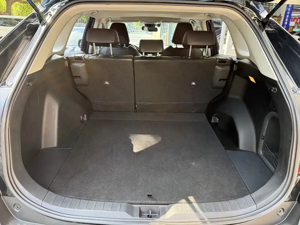 Toyota RAV4 — миниатюра 16