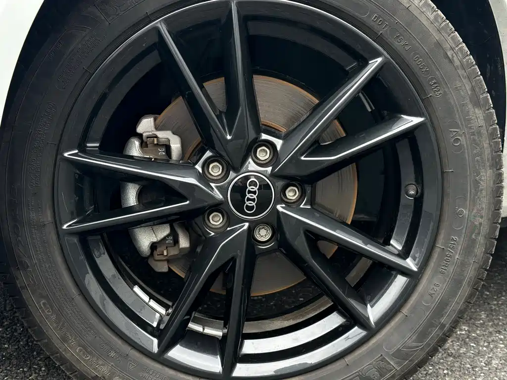 Audi Q2L — миниатюра 15