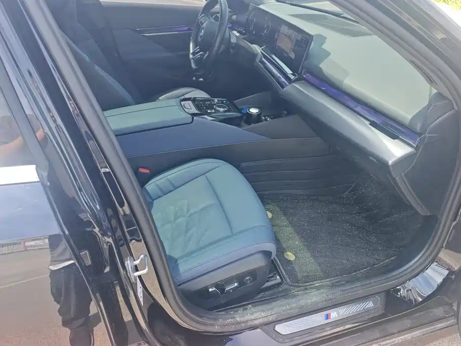 BMW i5 — миниатюра 8