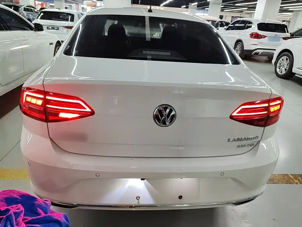 Volkswagen Lamando — миниатюра 6