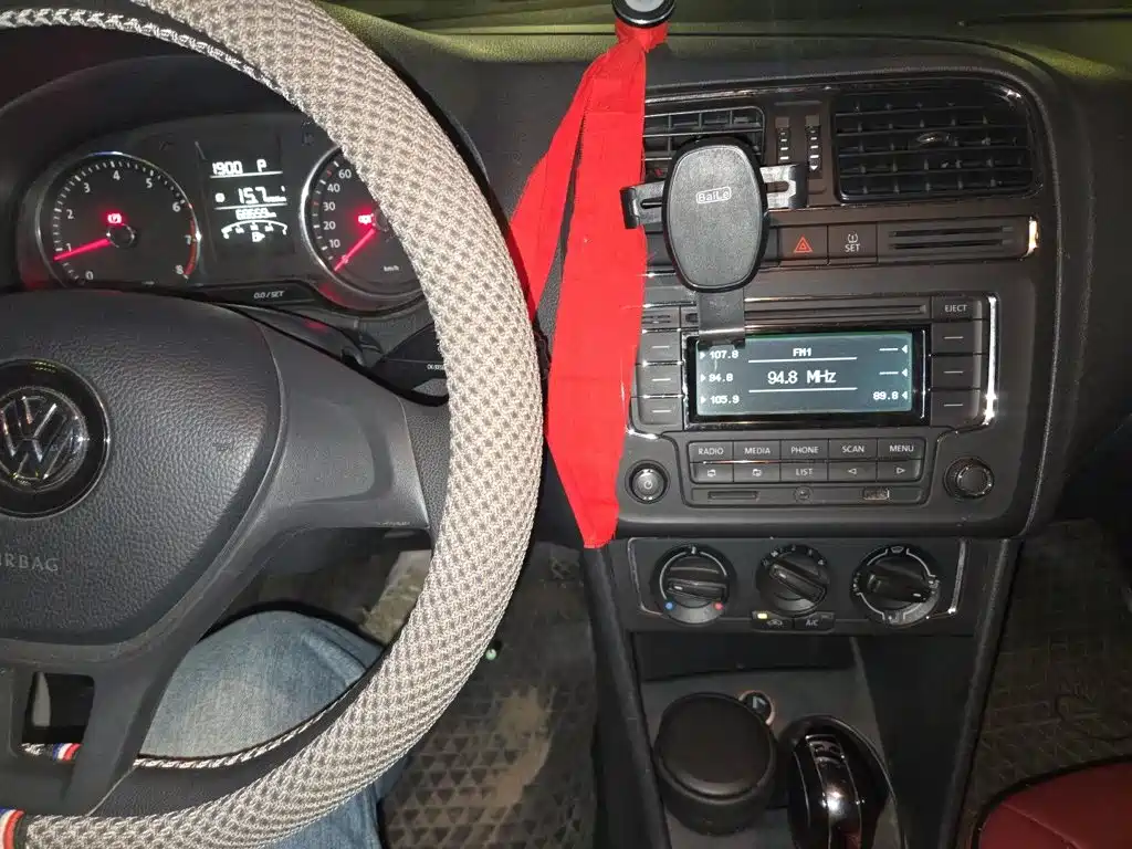 Volkswagen Polo — миниатюра 9