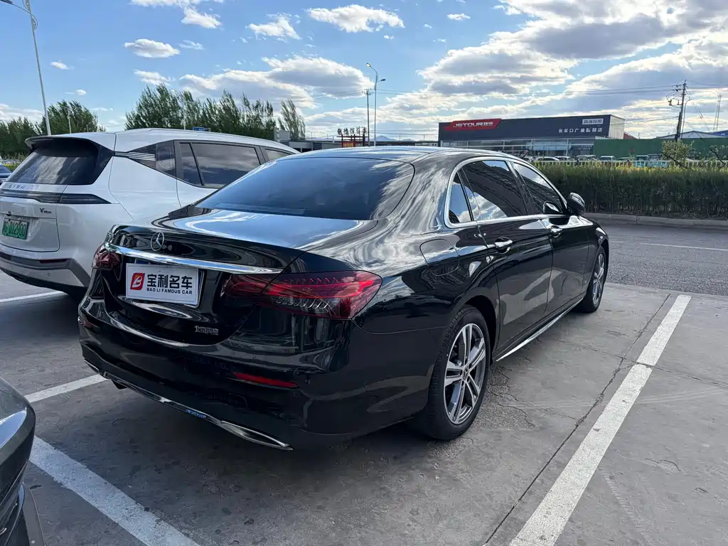 Mercedes-Benz E-Class E 2023 E 260 L Sport