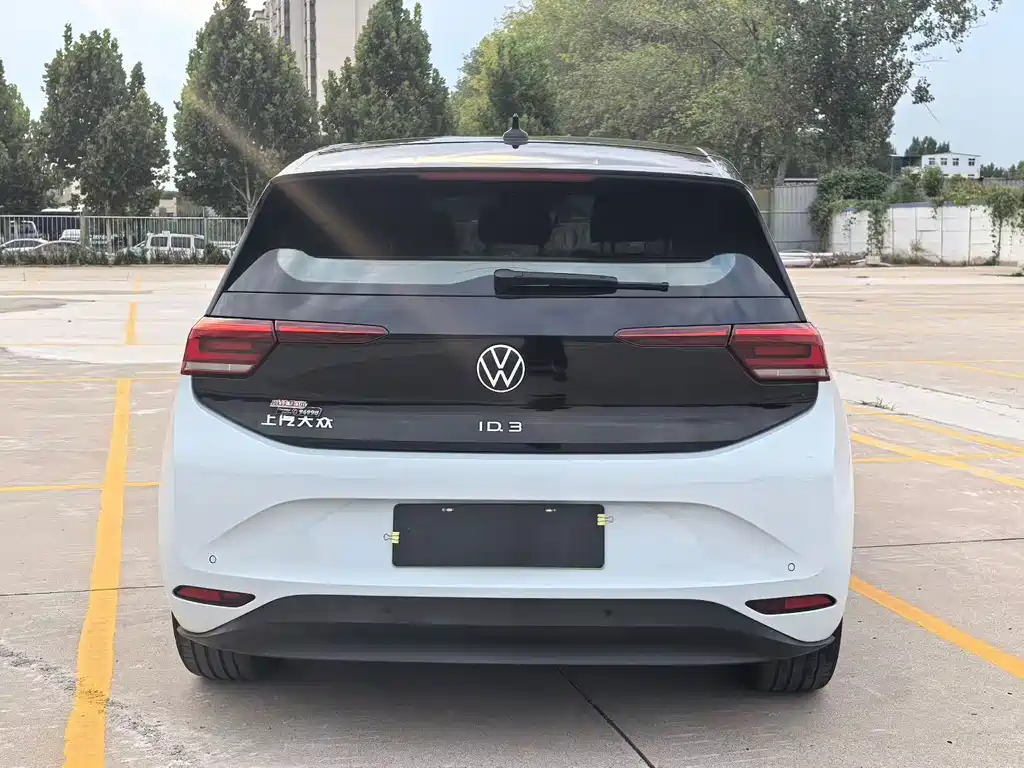 Volkswagen ID.3 — миниатюра 8