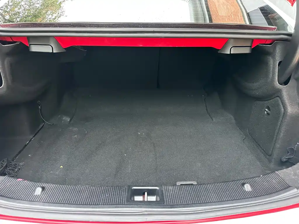 Mercedes-Benz E-Class (Import) — миниатюра 25