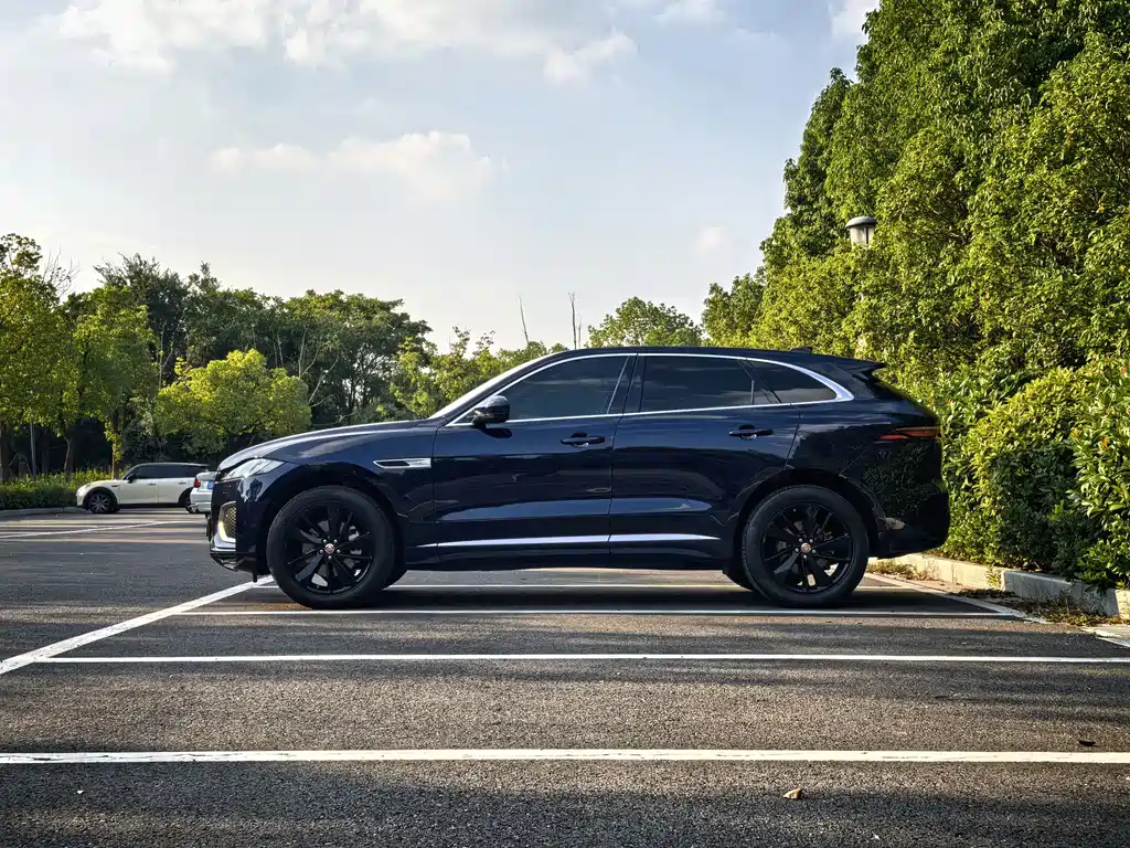 Jaguar F-PACE — миниатюра 6