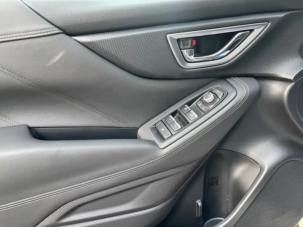Subaru Forester — миниатюра 8