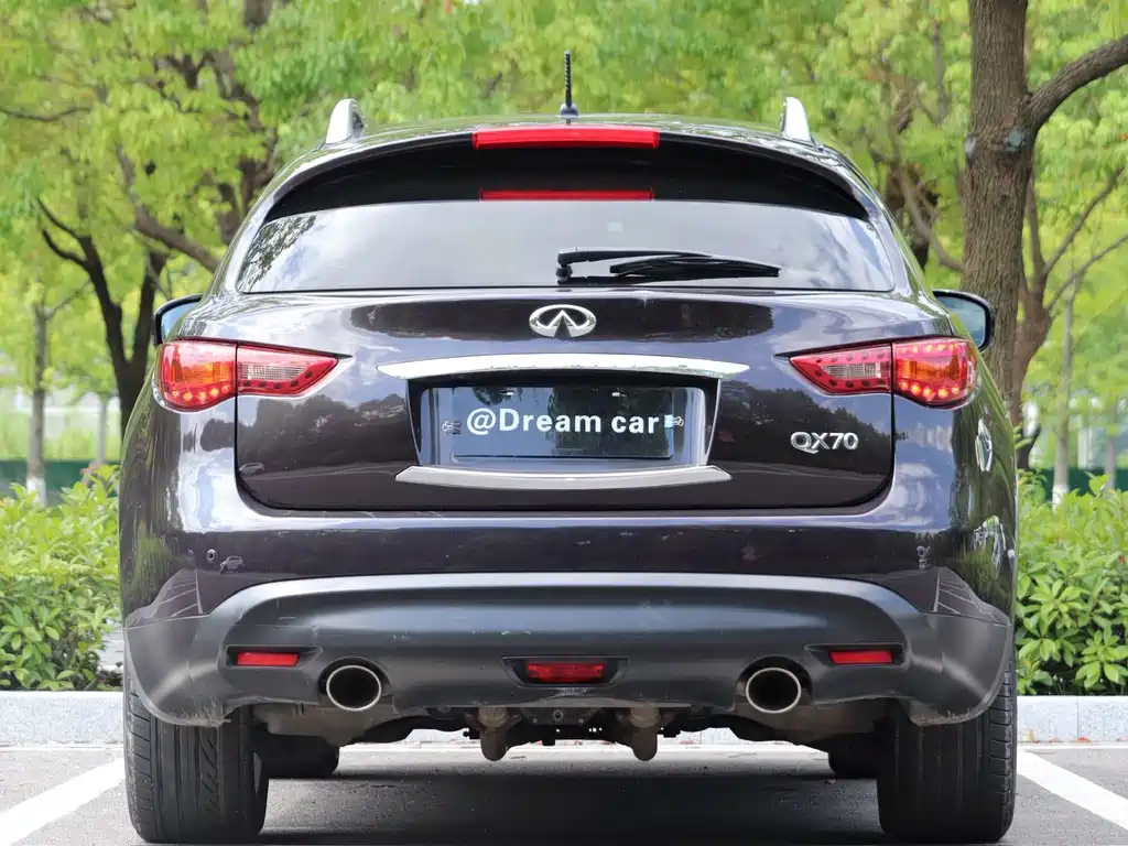 Infiniti QX70 — миниатюра 5