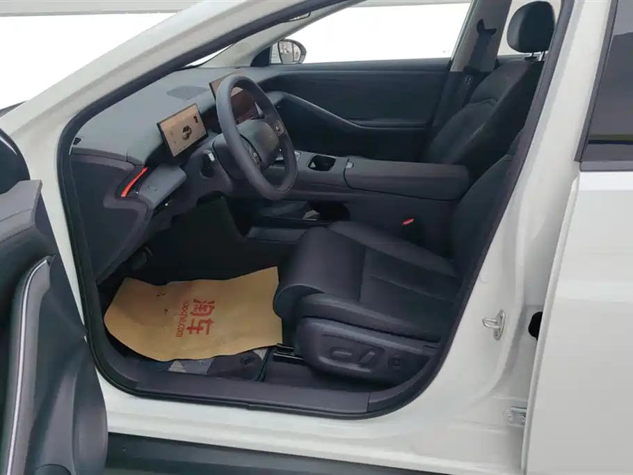 Nissan N6 2026 180 Max
