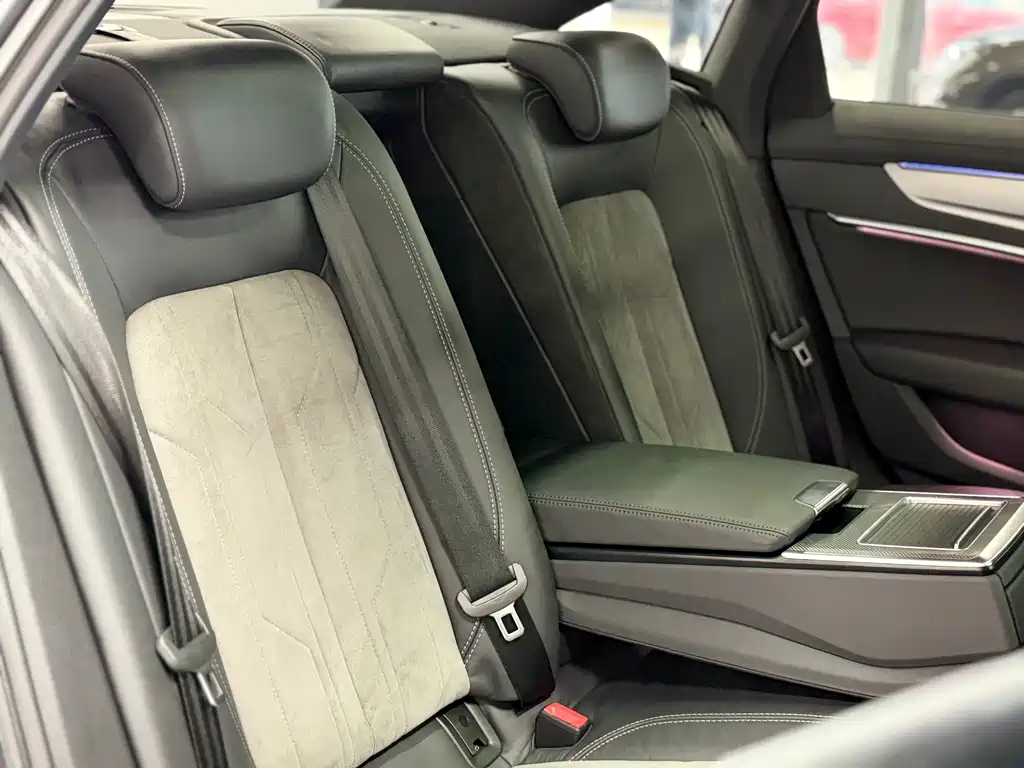 Audi A6L — миниатюра 17
