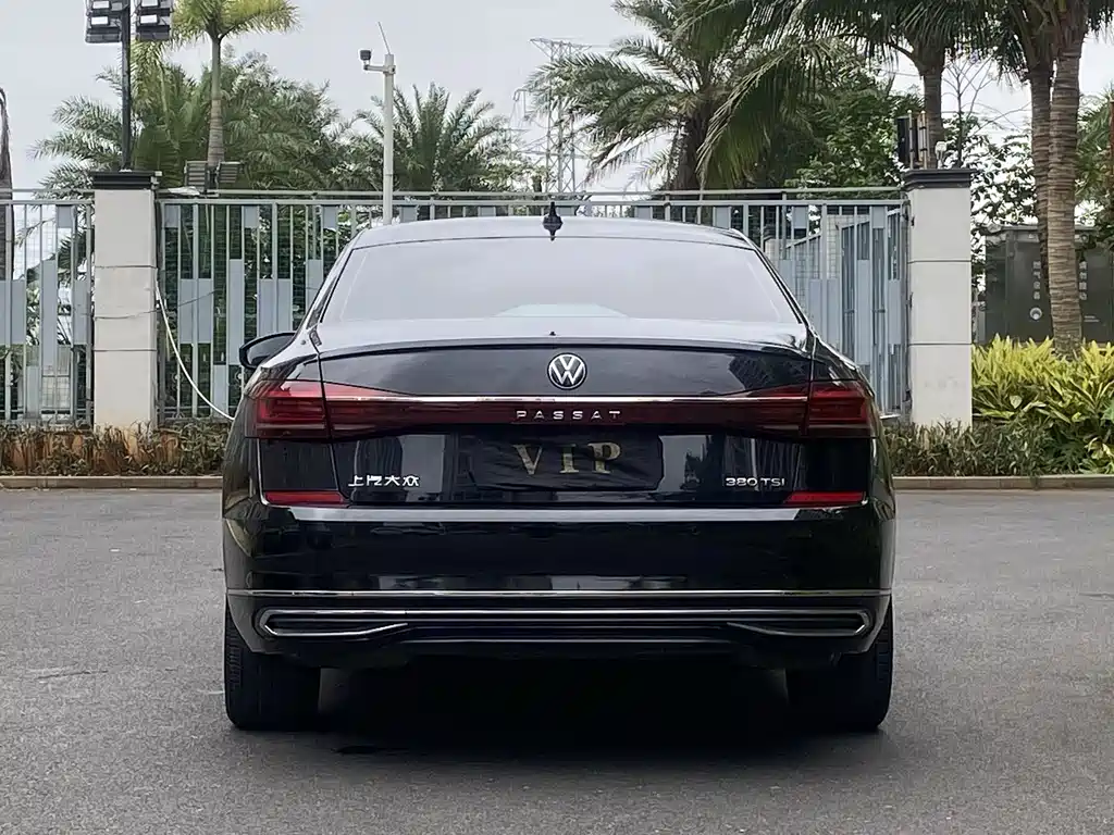 Volkswagen Passat 2024 380TSI Elite