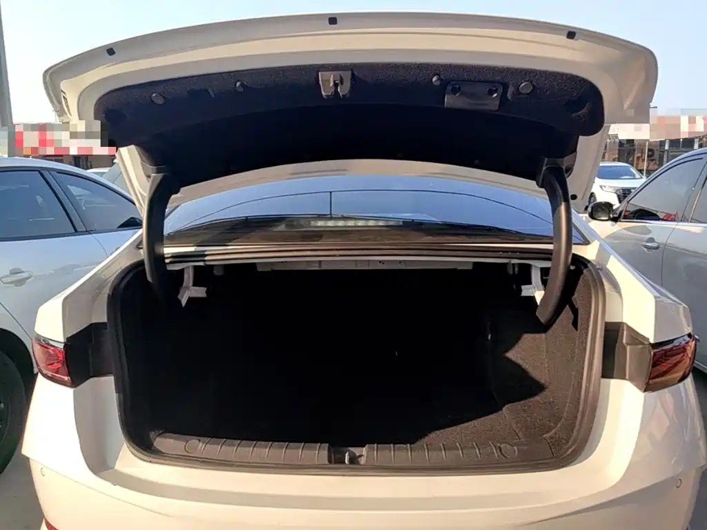 BYD Qin PLUS — миниатюра 19