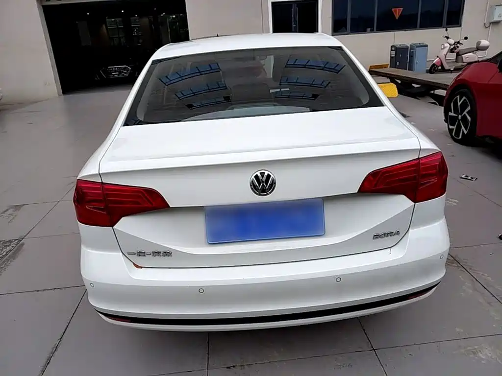 Volkswagen Bora — миниатюра 6