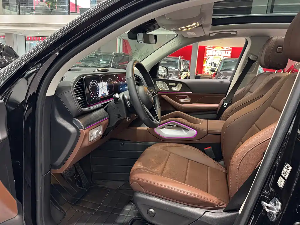 Mercedes-Benz GLE (Import) — миниатюра 8