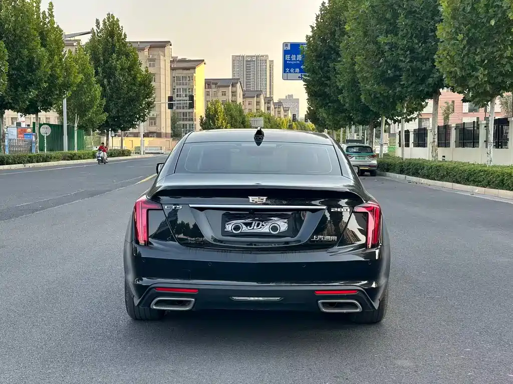 Cadillac CT5 — миниатюра 8