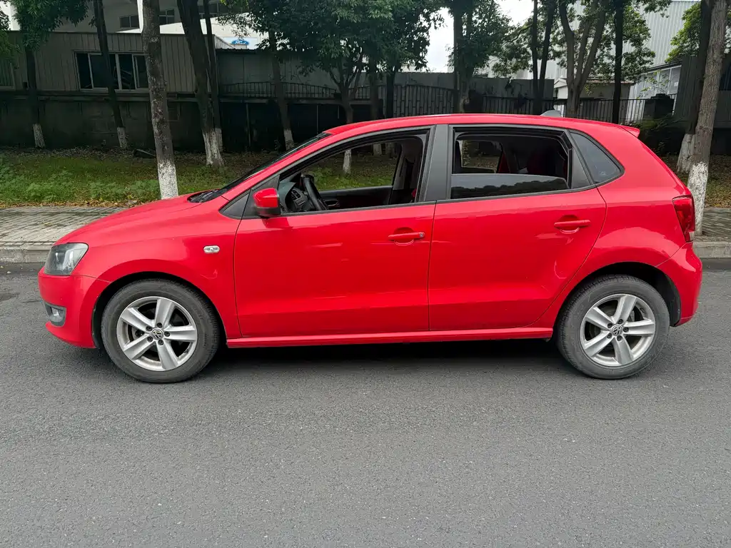 Volkswagen Polo — миниатюра 7